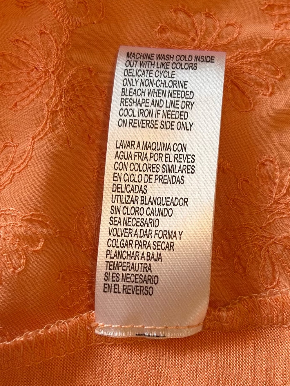 Democracy Peach 3/4 Sleeve Floral Embroidered Button-Down Shirt Size M - Picture 9 of 9